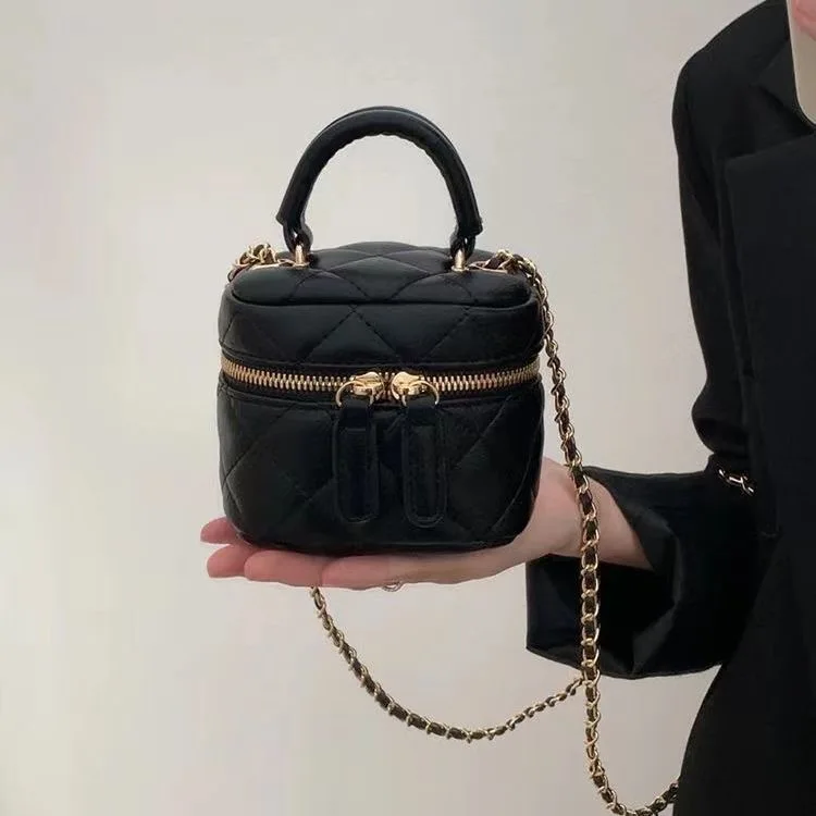 2024 Zomer Mini Handheld Clutch Tas Modieuze Veelzijdige Enkele Schouder Crossbody Ketting Gewatteerde Kleine Tas