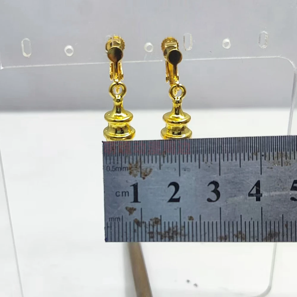 جاسوس الأسرة يور مزور تأثيري سبائك الزنك قلادة الأقراط تأثيري الملحقات #3