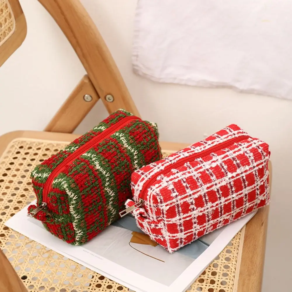 Christmas Pencil Case Knitted Fabric Dirt-proof Large Capacity Girl Heart Multi Functional Portable Eyebrow Pencil Lipstick