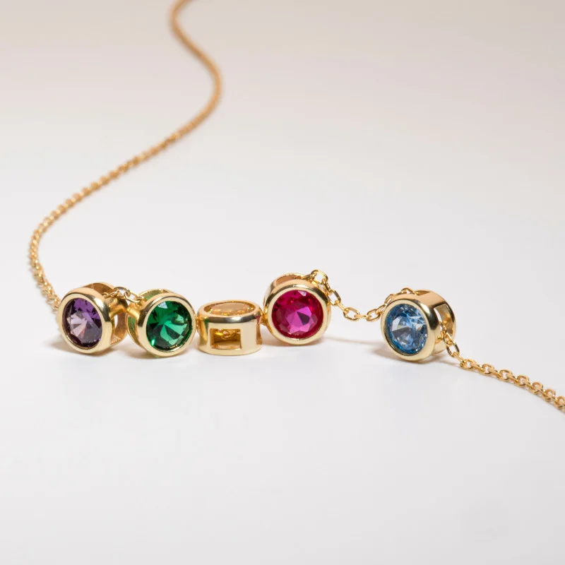 

Набор ожерелья с камнями на заказ, инкрустация нескольких драгоценных камней, позолоченная цепочка 18 карат, персонализированные ювелирные изделия на месяц рождения для всей семьи, штабелируемые