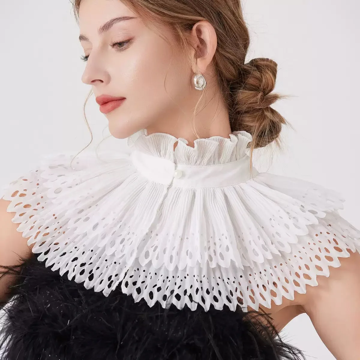 Women's White Hollowed Out Double Layered Fake Collar Fashionable Decorative Shawl Multi Functional Sunscreen Collars Decor