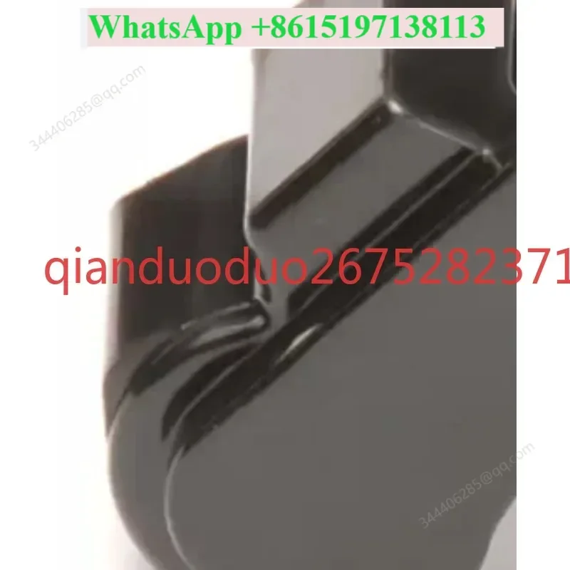 Suitable for Hoshiqi ice machine storage refrigerator accessories door panel door hinge mount. Right hand (shell)