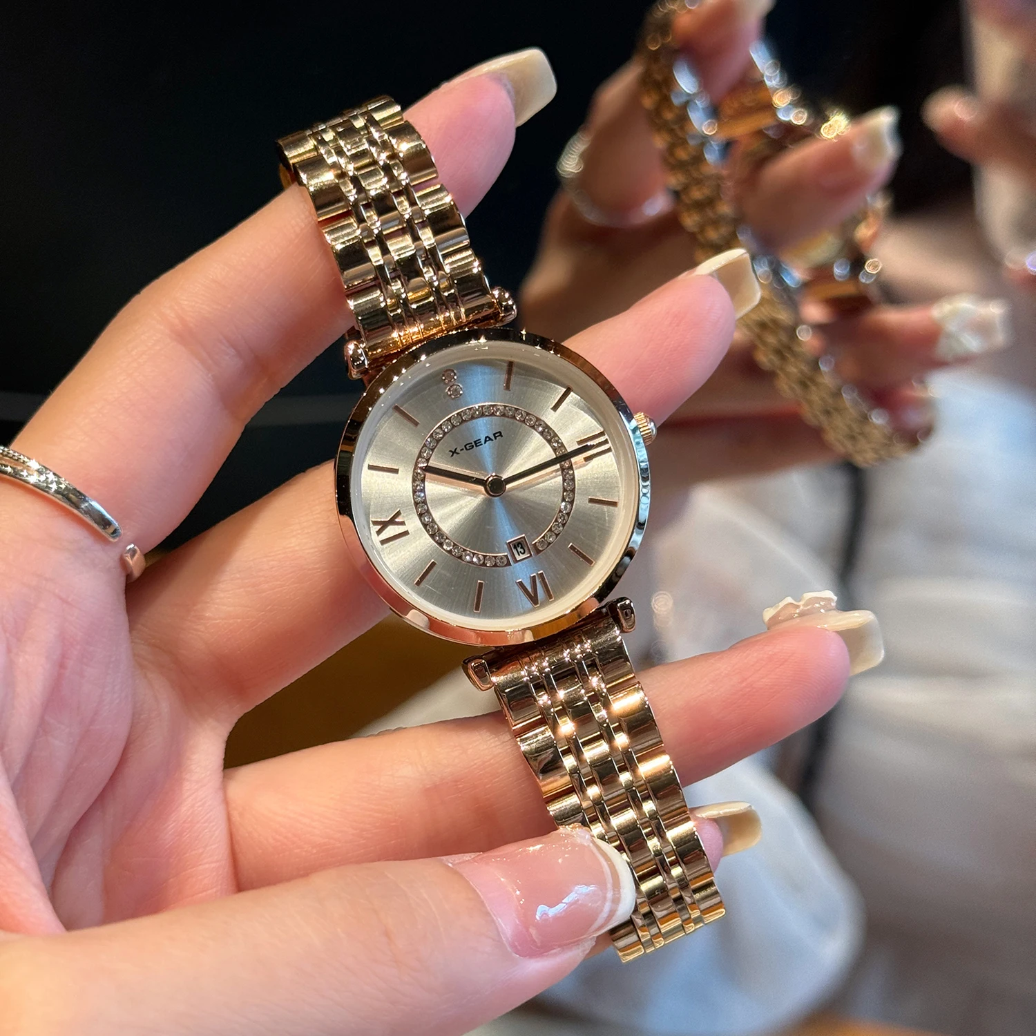 

Fashionable Waterproof Ladies Quartz Watch Elegant Casual Women's Wristwatch for Everyday Use