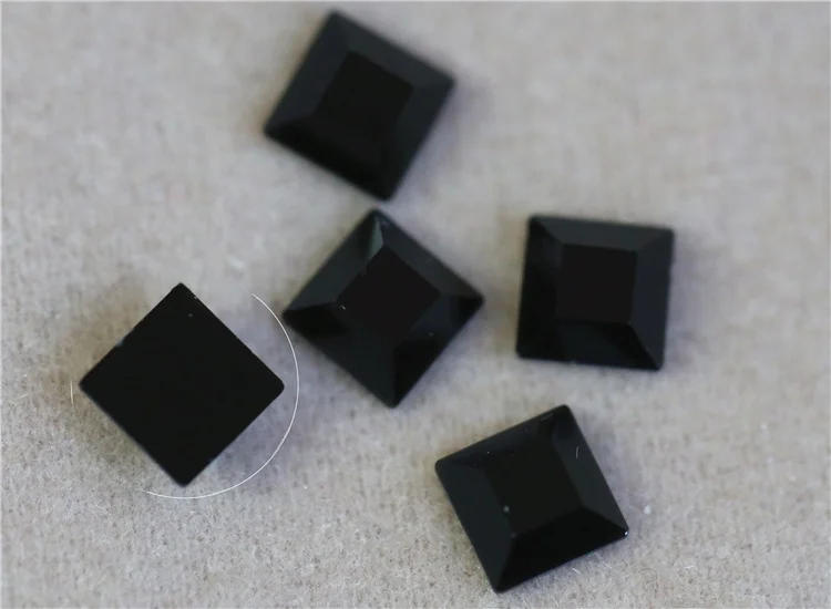 cristal-preto-quadrado-de-fundo-plano-para-decoracao-de-unhas-e-joias-acessorios-de-moda-e-suprimentos-para-artesanato-diy