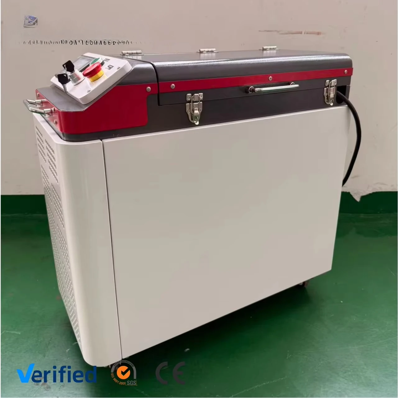 Portable 100W 200W 300W 500W Pulse Laser Cleaning Machine Pulsed Fiber Laser Cleaner For Metal Mold Rust Paint Removal Factory