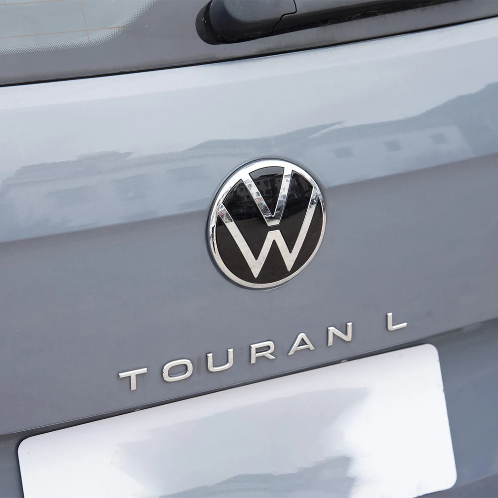 3D ABS Car Trunk Sticker Letters Logo Emblem Sticker Decor For Volkswagen VW TIGUAN TOURAN PASSAT LAVIDA TIGUANL Accessories