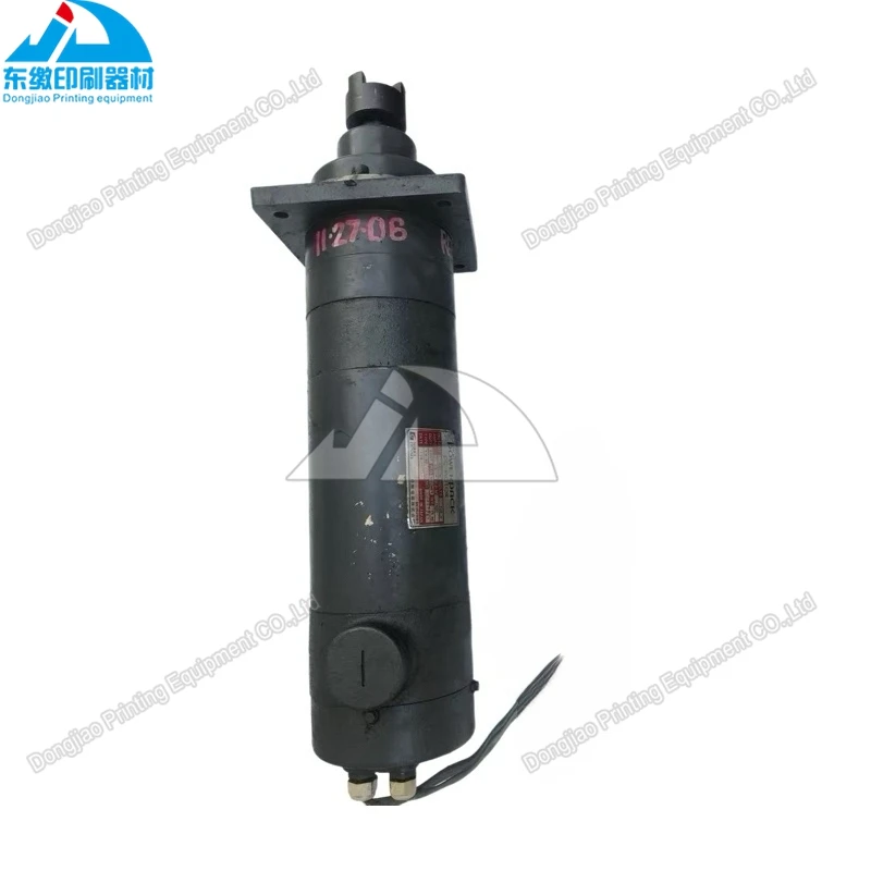 

Мотор KM-40FAGKS для печатного оборудования Komori Lithrone Coater, запчасть, мотор KM-40FAGKS