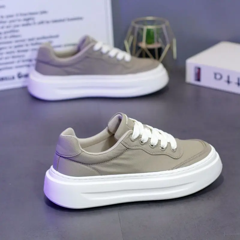 Canvas shoes men's 2026 spring new Korean version thick soled versatile casual sports shoes