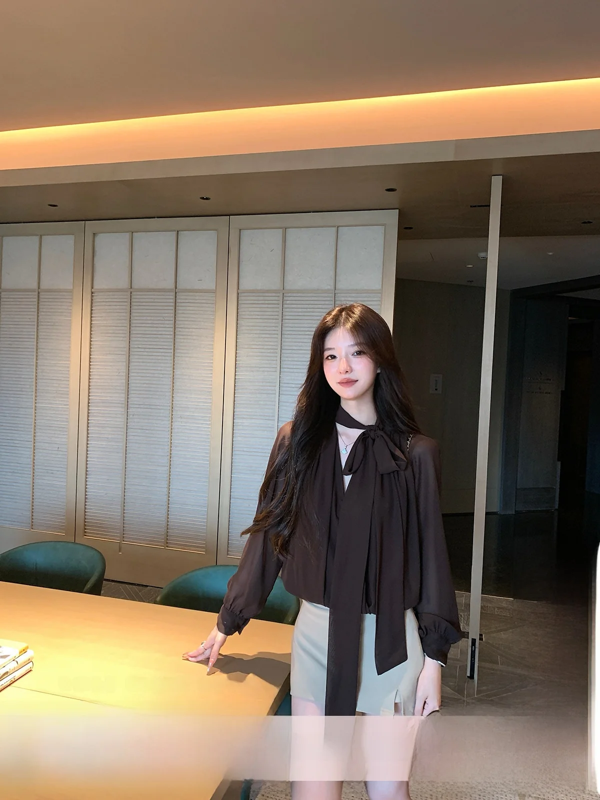 

YOLI Zhang Yuli Blogger's Private Collection V-Ne Sa Long Sve Chiffon irt Women Summer Loose Slimming Top