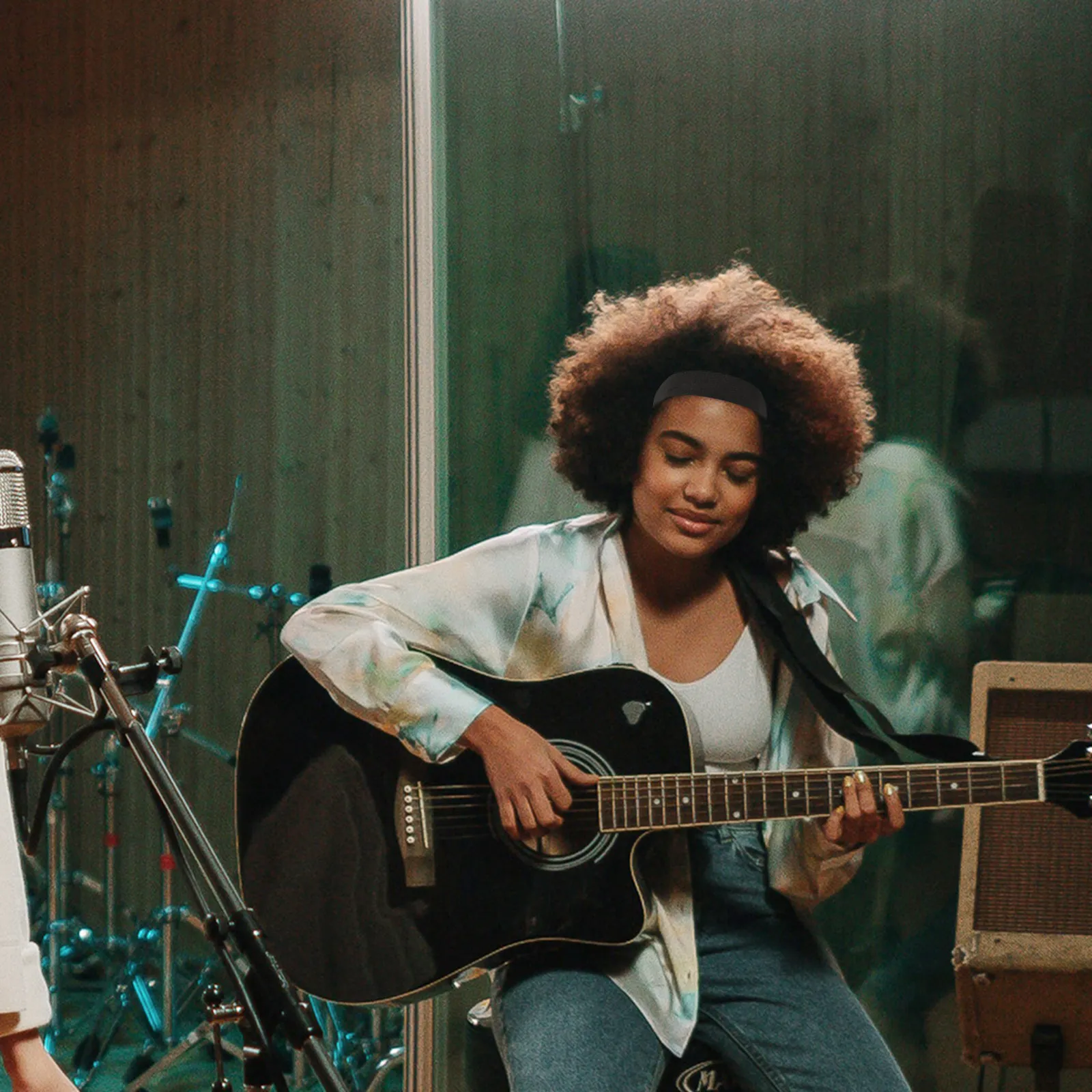 

1 комплект противоскользящих эластичных регулируемых ремней для головы с надежной фиксацией, дышащие, комфортные, с умной застежкой-липучкой