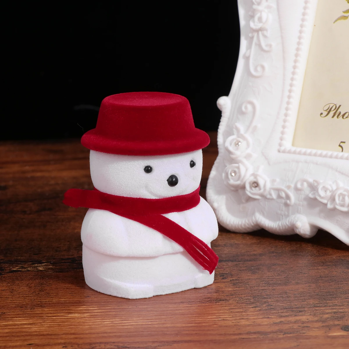 

White and Red Snowman Jewelry Case Creative Necklace Earring Container Christmas Packing Box Flannel Jewelry Ring Holder