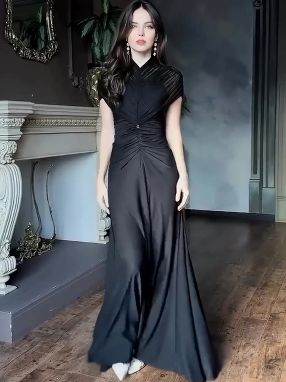 Summer 2026 Solid Color Waist Cinching Pleated Long Skirt Dress Elegant Temperament Maxi Dress for Women