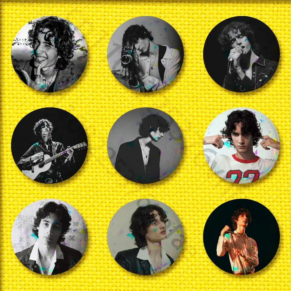 Badge For 44mm 25mm 32mm 75mm 58mm Round Pin Brooch S-Sombr Back to Friends I Barely Know Her Insignia Case Clothes