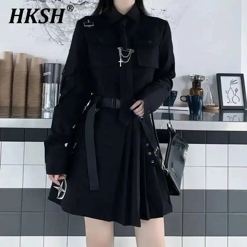 

HKSH Весна Осень Новая женская темная одежда Шикарные короткие юбки с открытой талией Комплект из двух предметов Темные рубашки в стиле панк Брюки Уличная одежда H2523