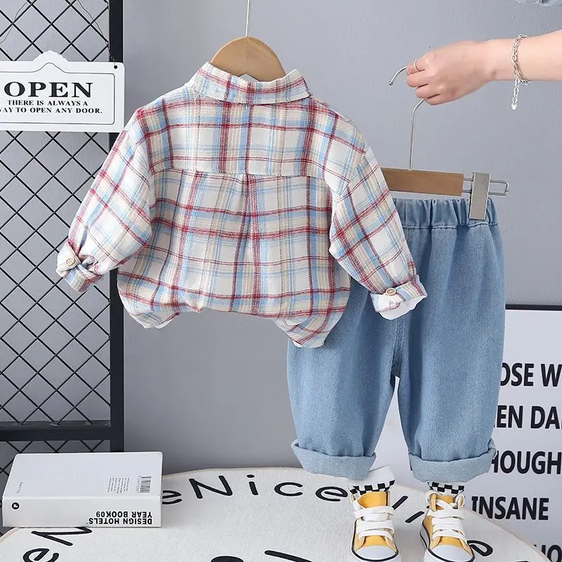 طقم أطفال للربيع والخريف قميص أطفال مربع جديد + تي شيرت + جينز طقم مكون من 3 قطع