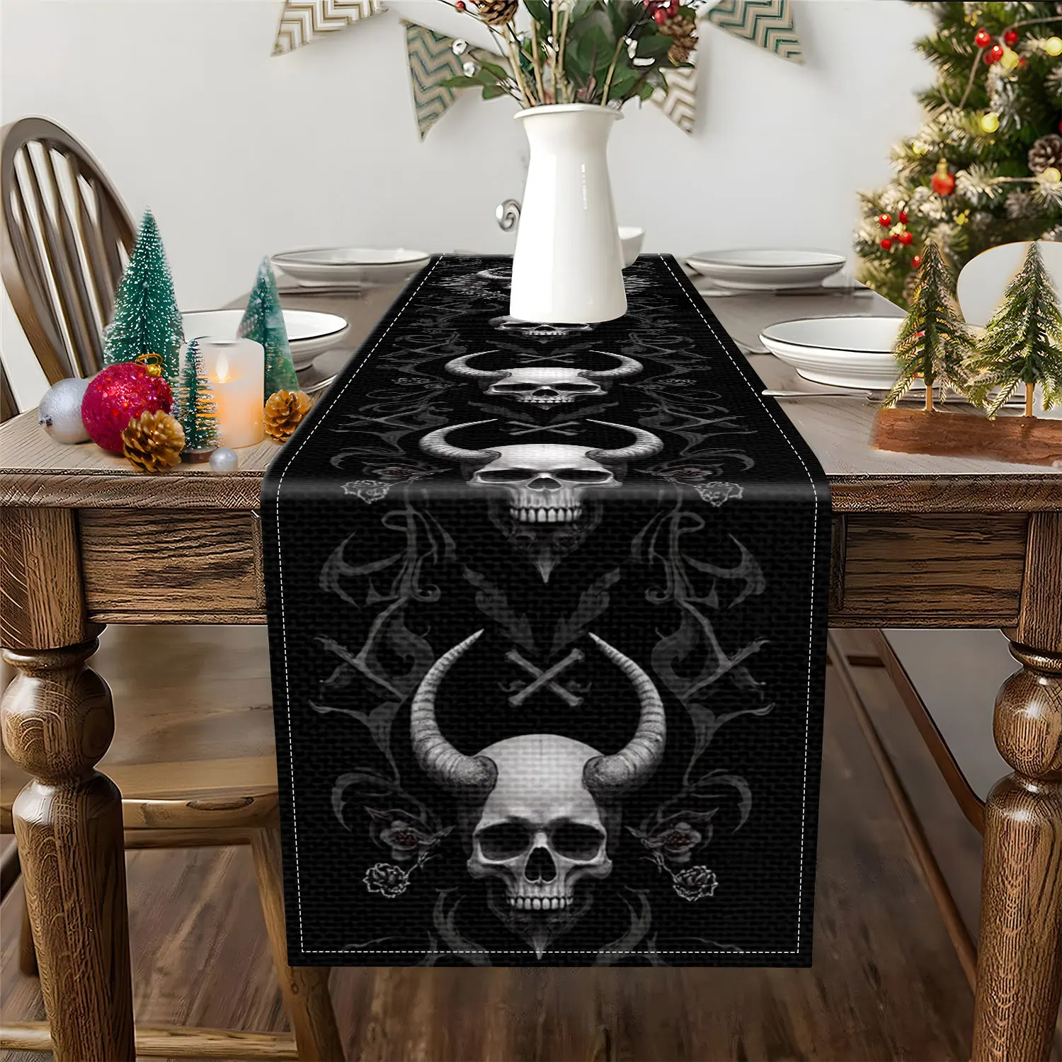 1 Piece Halloween Black-Themed Table Runner, Decorated with Skull, Horns, and Spider Web Patterns, Suitable for Halloween Party Decorations