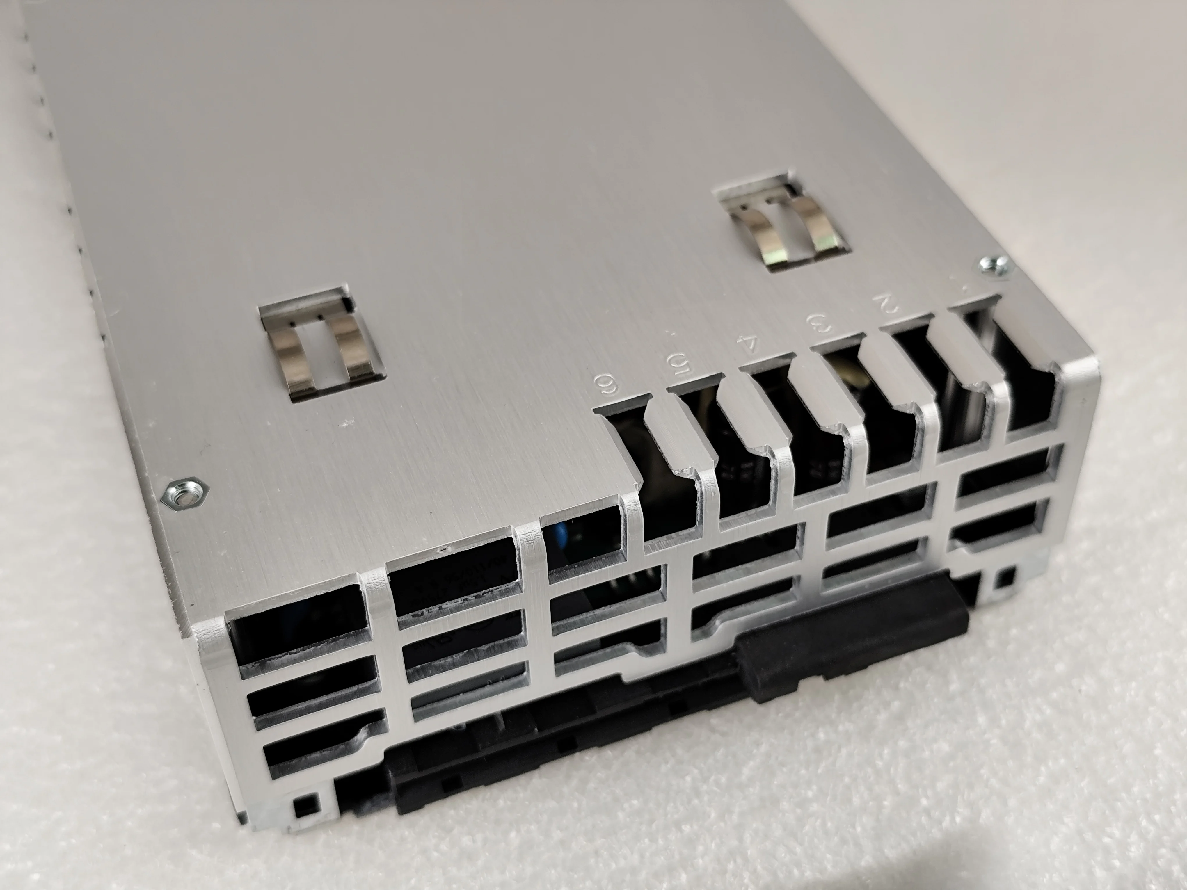 INVERTIFIER48/2500 HE-241119.300 Photovoltaic Solar Inverter Module