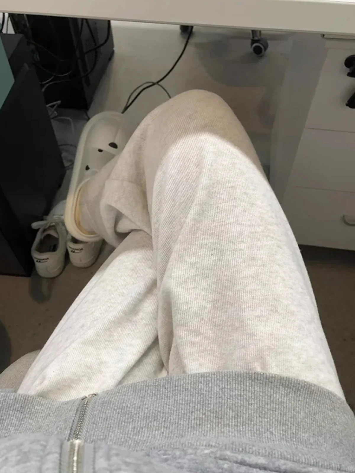 

Men's Thiened Warmth Straight Leg Sweatpants Autumn Winter Loose Fit Drapey Wide Leg Pants Heavyweight Casual Trousers