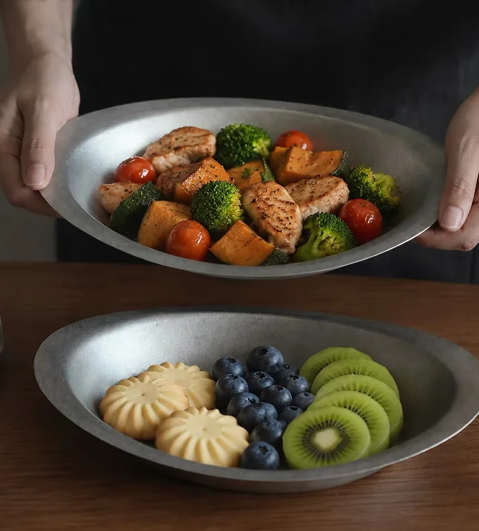 Retro-Style Stainless Steel Food-Grade Western-Style Dinner Plate, Irregular Bowl, American-Style Tableware, Light Food Salad Bowl, Barbecue Plate, Deep Plate, Fruit Salad Plate 1/4Pcs
