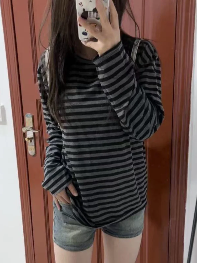 Thumbnail 3 - #72 Striped T-Shirts List of Top Picks