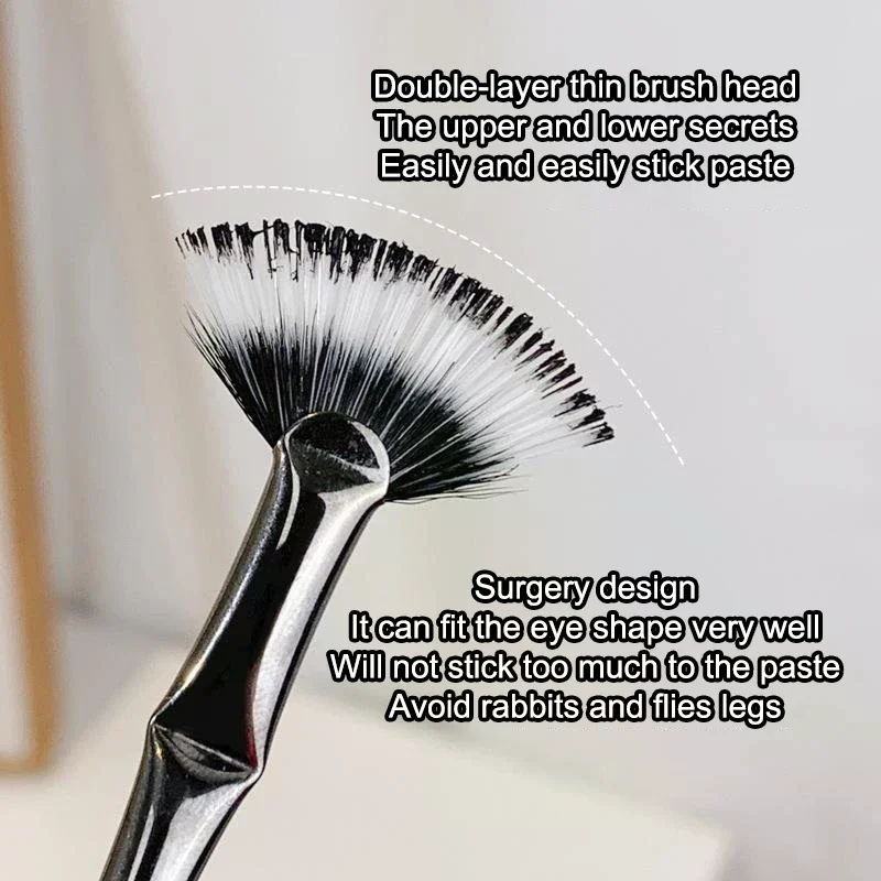 Pennello per mascara Pennello per ciglia smerlato Setole morbide Pennello per ciglia pieghevole Pennello per sopracciglia per ciglia ad angolo pieghevole per strumento di trucco
