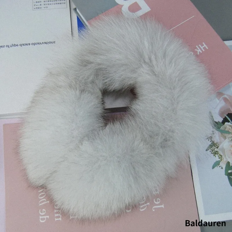 2025 New Women 100% Natural Fox Fur Earmuffs Plush Winter Warm Big Pompoms Fox Fur Ear Muffs Girls Luxury Real Fox Fur Earmuff