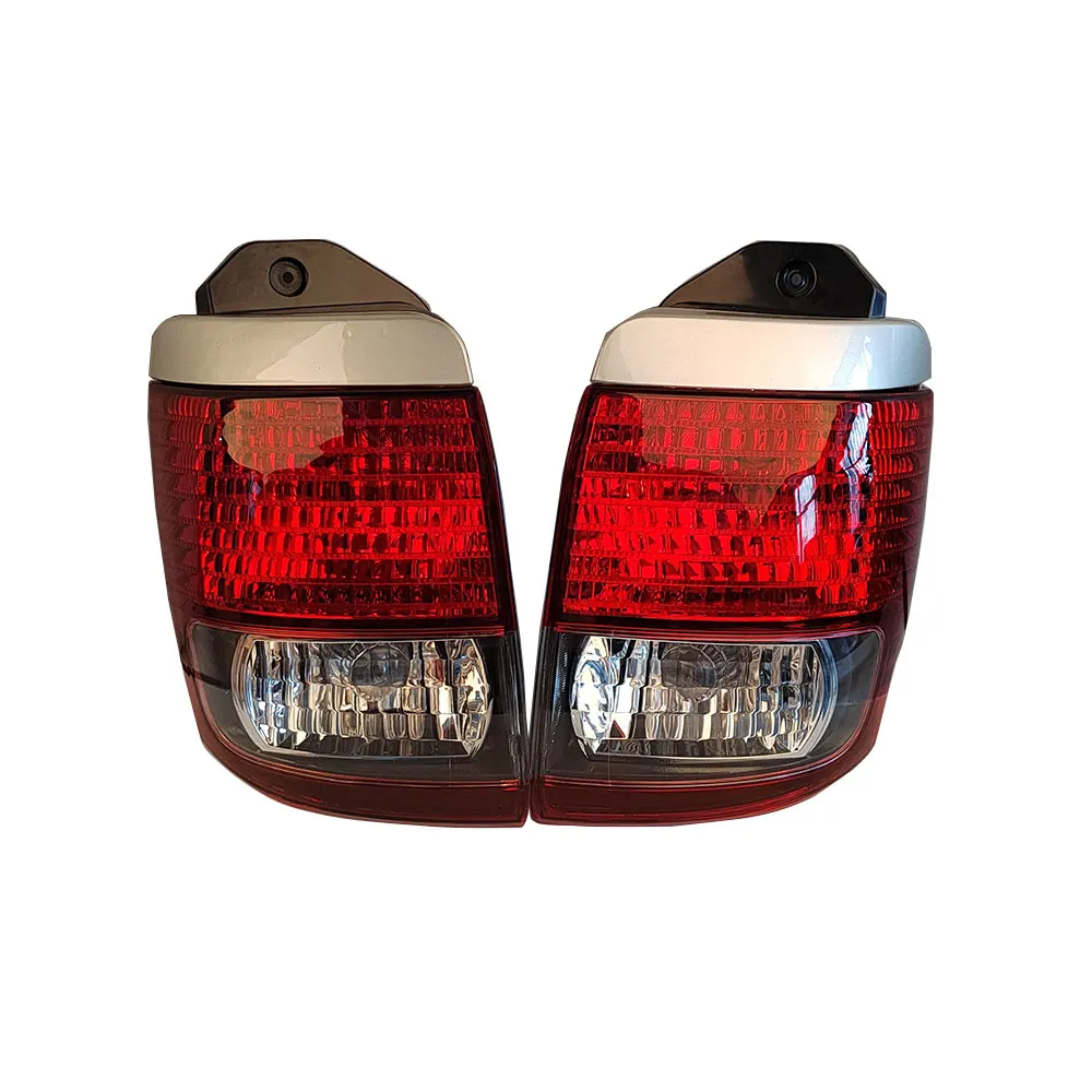 

A Pair Car Tail Light Rear Brake Lamp For Toyota Hiace Regius RCH47 1999 2000 2001 2002 Touring Rear Lamp