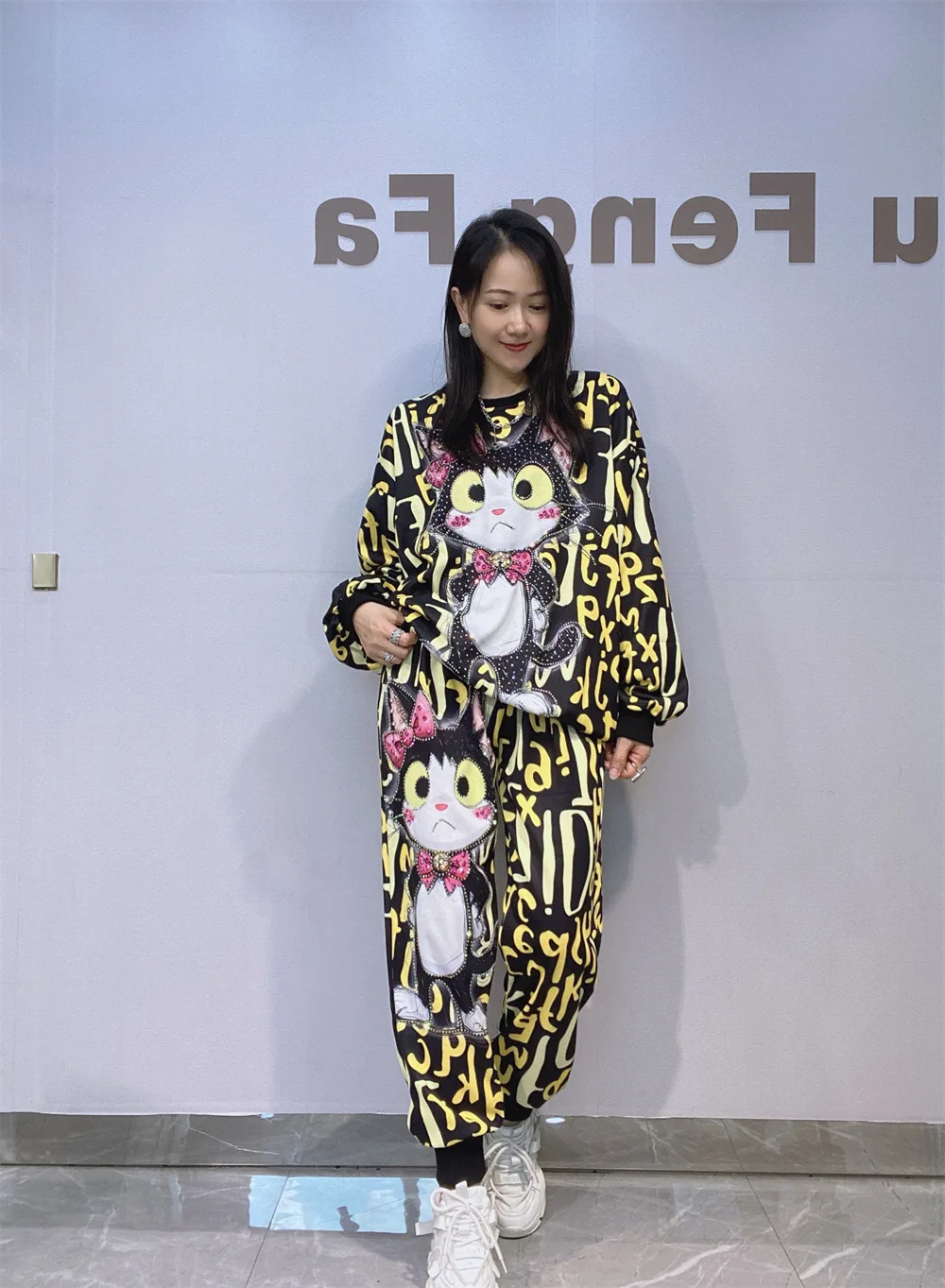 Engraçado gato impressão conjuntos de calças de grandes dimensões mulher 2 peças moda coreana pulôver o pescoço manga longa sweatershirts conjuntos de correspondência 2025