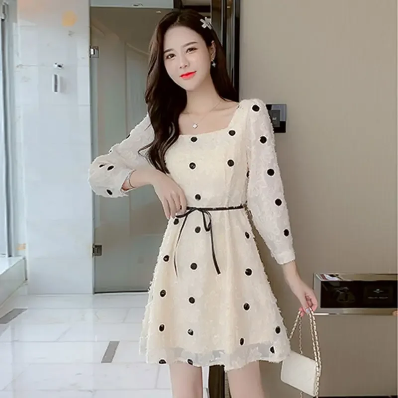 Abiti morbidi per le donne Polka Dots fasciatura compleanno donna abito manica lunga bianco Chic ed elegante bella moda estate 2025 caldo