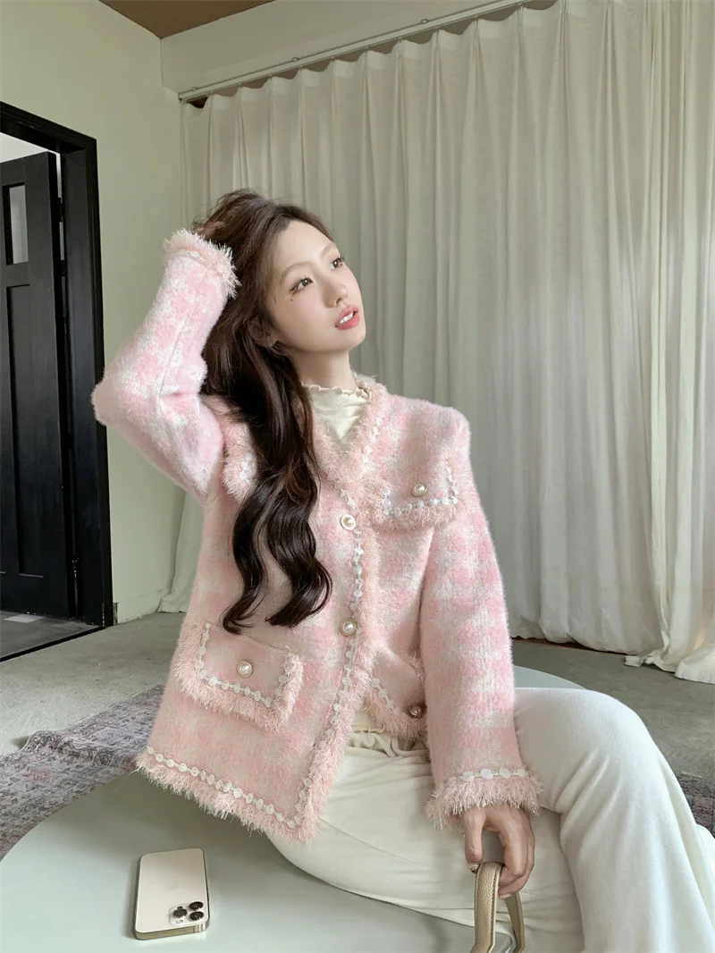 Autumn Winter Pink Plaid Jacket V-Neck Pearls Buttons Tassels Knitted Cardigan Elegant Women Imitation Mink Velvet Coat