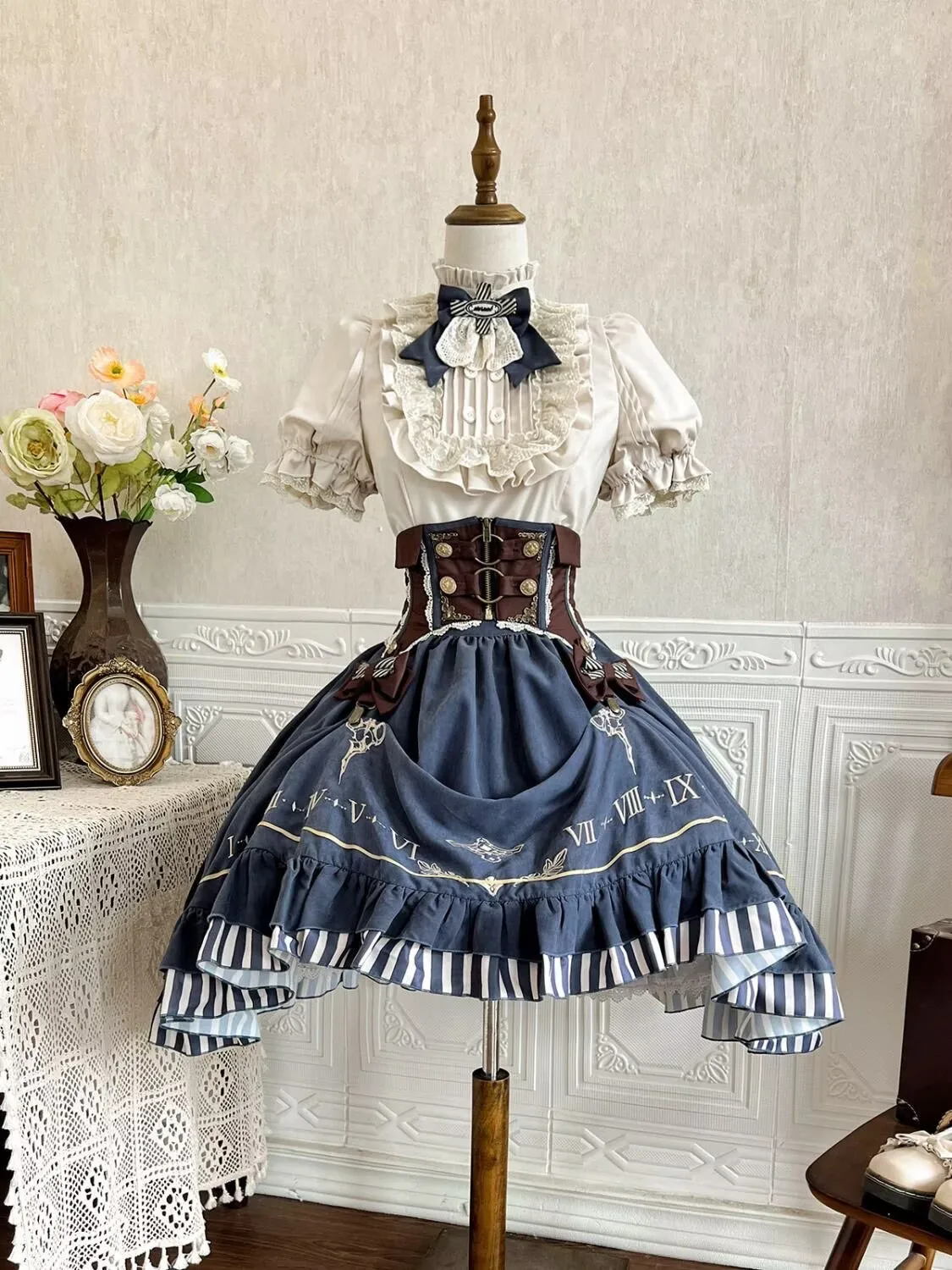 

Vintage Gothic Lolita Dress 3 Piece Set Women Sweet Princess Puff Sleeve Lace Blouse Corset Girdle Roman Skirt Y2K Party Outfit