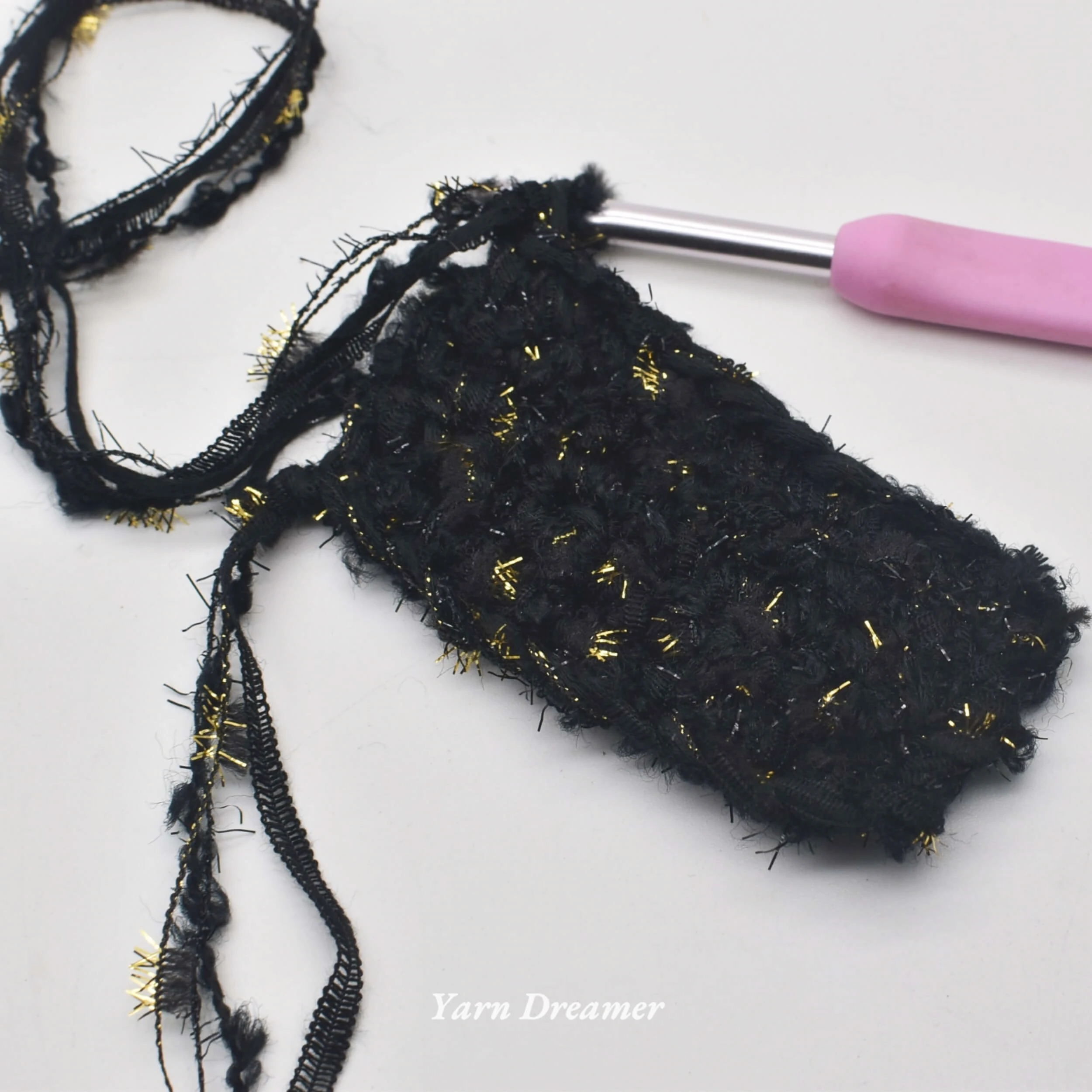 Gold Glitter Yarn for Crochet Wool Silver Sequin Yarn 100g Puffy Yarn Crochet Thread Black Bag Yarns for Knitting and Crochet