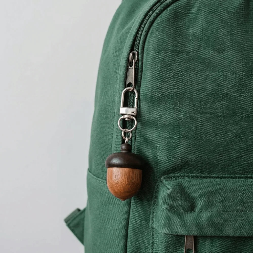 Simulation Acorn Acorn Keychain Small Item Storage Lightweight Bag Pendant Twist Open O-Shaped Buckle Metal Keychain Gift Giving