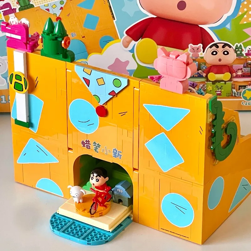 AREAX Crayon Shinchan Building Blocks Box Shiro Neneko Masao Assembly Puzzle Desktop Ornament  Anime Boys Girls Birthday Gift