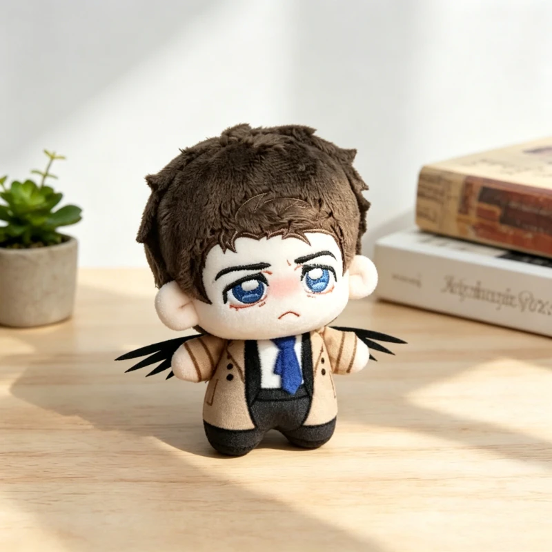 Supernatural Castiel Plüschpuppe im Chibi-Stil Engel-Charakter Weiches Stofftier Schlüsselanhänger Anhänger Fans Rucksack-Deko Geburtstagsgeschenk