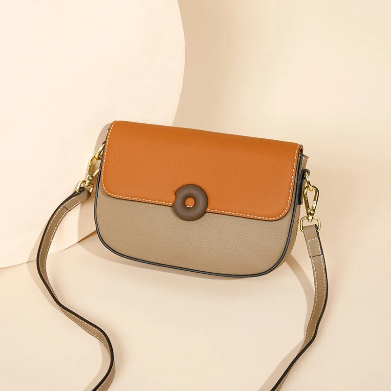 

2024 New Genuine Leather Women's Fashion Versatile Saddle Bag with Cowhide Contrast Color Single Shoulder Crossbody Bag