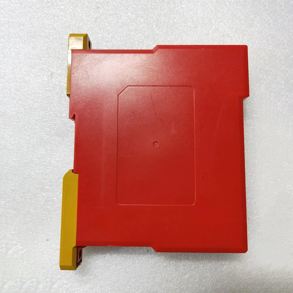New Safety Relay Unit G9SE-201 Safety Controller High Quality Fast Ship