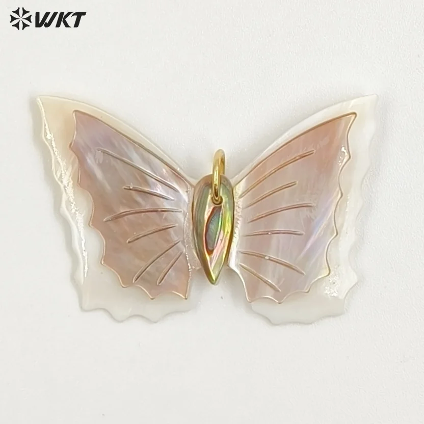 

WT-JP462 High Quality Colorful Double Layers Natural Shell Butterfly Shape Gold Pendants For Lady Gifts DIY Accessories