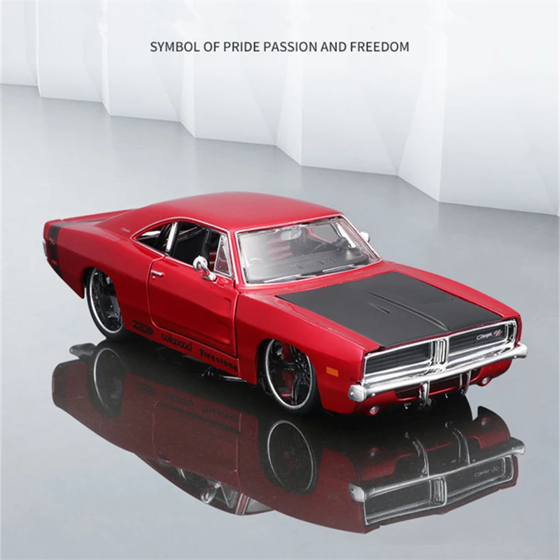 

Maisto 1:24 1969 DODGE CHARGER R/T, модель гоночного автомобиля из сплава, литая под давлением, металлическая модель спортивного автомобиля, коллекционная модель, подарок для детей