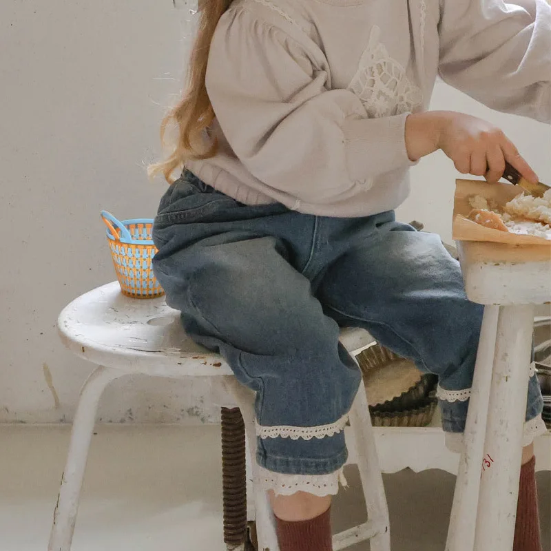 

Autumn Winter Toddler Girls Jeans Casual Lace Kids Baby Girls Demin Pant Versatile Elastic Waist Infant Girls Radish Pant