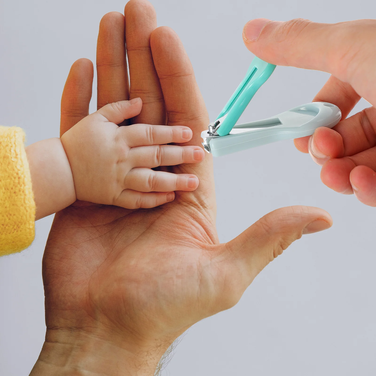 

4 шт., детские кусачки для ногтей, ножницы, триммер, набор для ухода, эргономичные ручки, очаровательный дизайн, безопасный портативный чехол для хранения