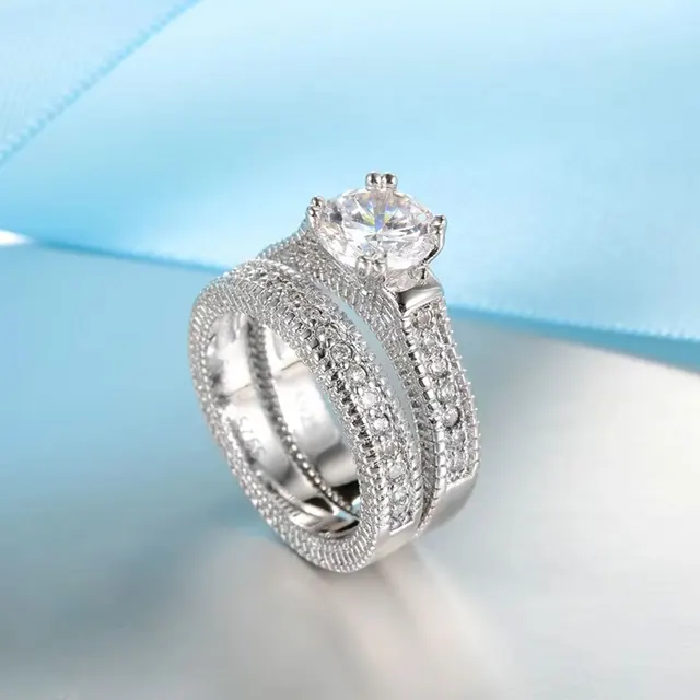 LYEE CYEE Elegant Wedding Engagement Couple Rings Set 925 Sterling Silver Color Anniversary Accessory With Full Shiny Cubiz Zircon Stone
