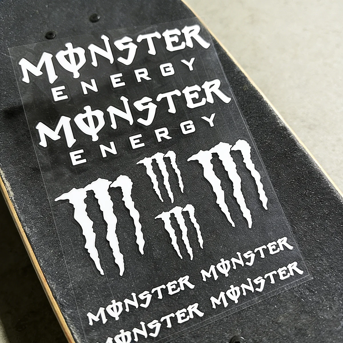 Pegatinas de vinilo Monster Energy para casco de motocicleta, tanque, coche y bicicleta