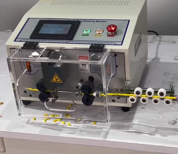 Machine à dénuder, peler et couper les fils automatique 4WD SWT-608-EN, dénudeur de câbles électriques informatisé, adapté aux fils AWG28-AWG8 de 0,1 à 8 mm², outil de traitement des fils industriels 110V 220V
