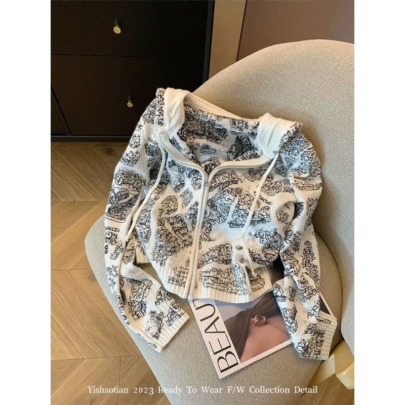 

Pattern Embroidered Hooded Knitted Cardigan for Women Autumn Design Casual Sweater Jacket