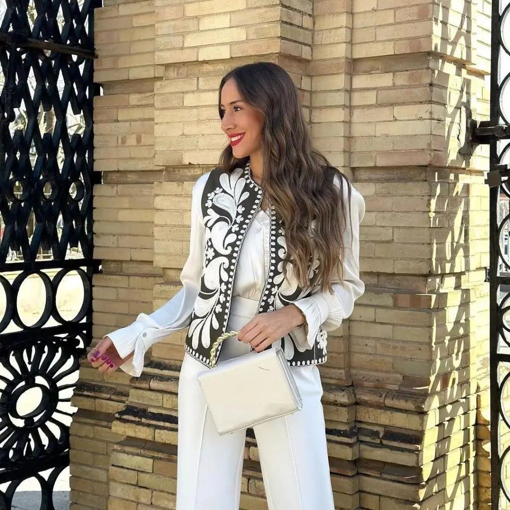 

Women's Retro Palace Printed Open Placket Buckle Vest Spring European And American Style Top Fashion