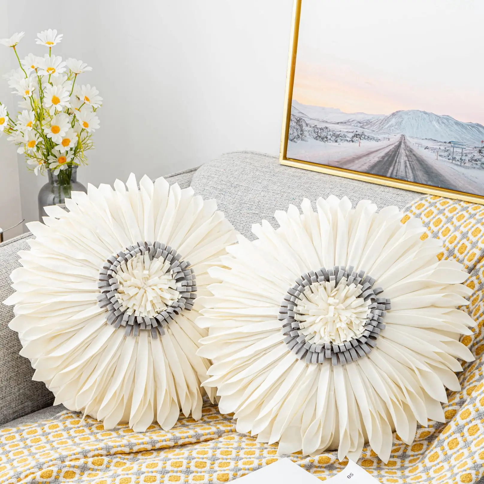 New Velvet 3D Three-dimensional Chrysanthemum Cushion Cover Manual Splice Pillowcase Blue White Round Pillow Covers Decorative