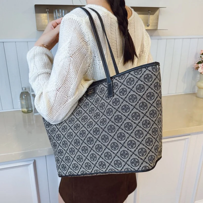 

Elite Ladies Handbag Made Of Nubuck Leather Featuring Casual Copenhagen High-End Lightweight Soft Daily Style​