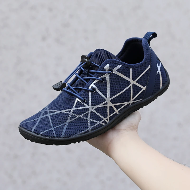 New Men's Wide Barefoot Canvas Sneaker 2025 Fashion Flats Soft Zero Drop Sole Wider Toe Light Weight Fashion Sneakes Large Size