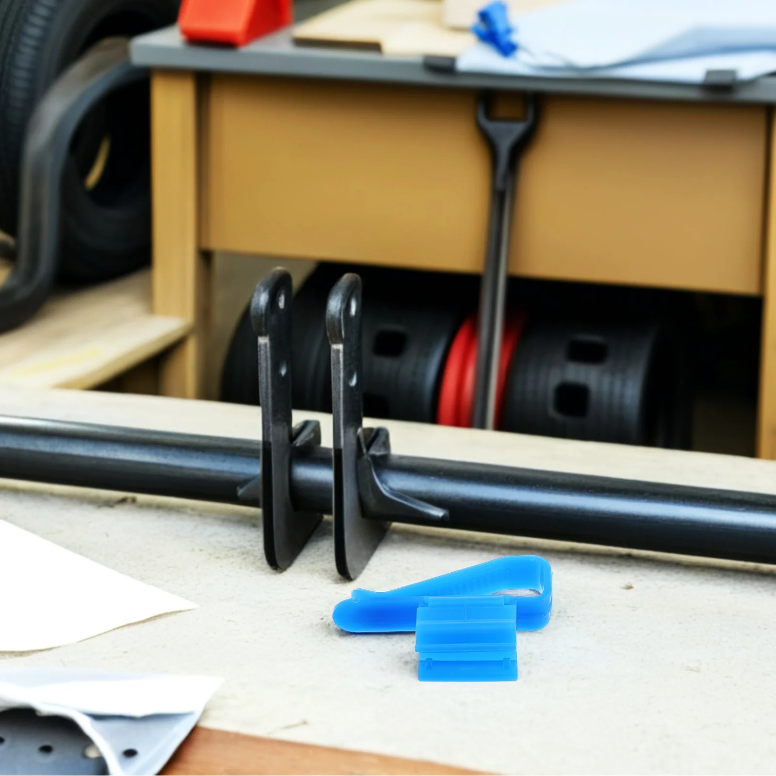 แคลมป์ยึดท่อน้ำมันเชื้อเพลิงแบบปรับได้ เครื่องมือยึดพลาสติกสำหรับท่อปั๊มน้ำมันยานยนต์ ท่อน้ำ ใช้งานง่าย ทนทาน ปลอดภัย